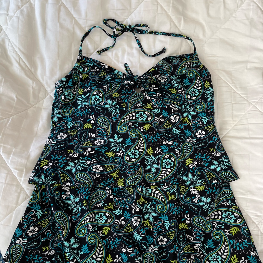Womens 2-piece, skirted Swimsuit